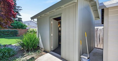 8794 Frosses Ct, Sacramento, CA 95828 Photo