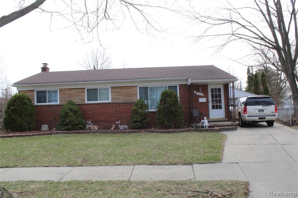 29230 Moulin Avenue, Warren, MI 48088 Main Photo