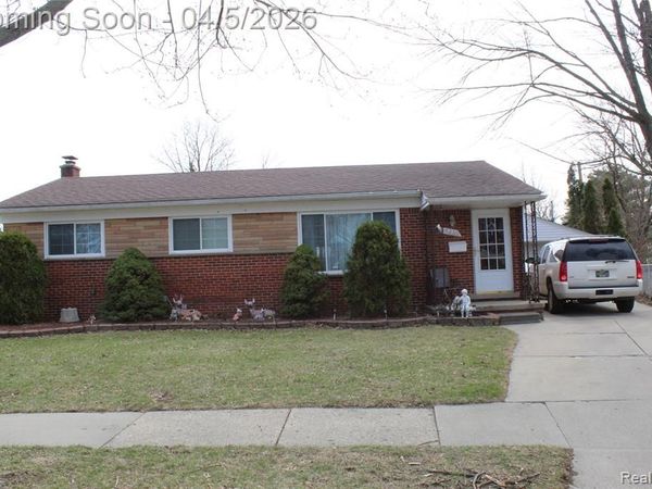 29230 Moulin Avenue, Warren, MI 48088