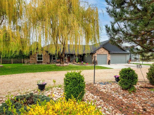 23824 Breyer Rd, Caldwell, ID 83607