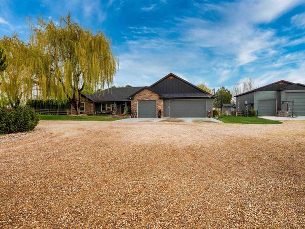 23824 Breyer Rd, Caldwell, ID 83607