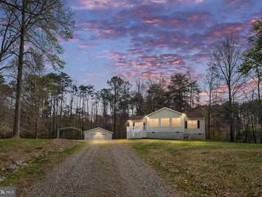 144 PLATEAU, LOUISA, VA 23093