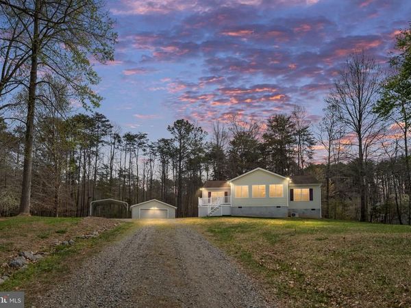 144 PLATEAU, LOUISA, VA 23093