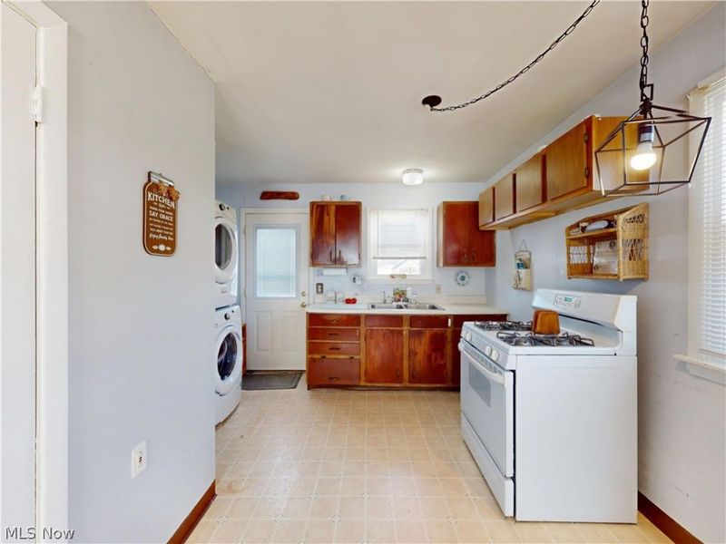 1060 Bryce Avenue, Aurora, OH 44202 Photo 6