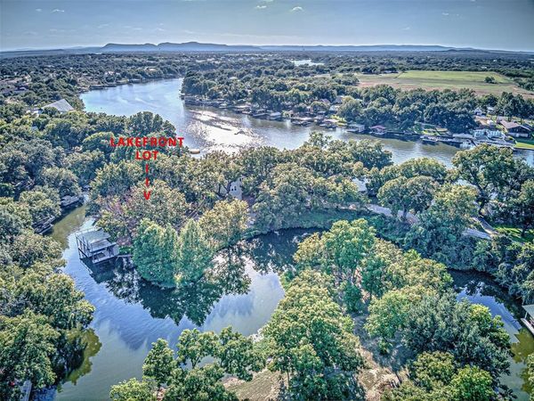 1336 S Lakeside Drive , Burnet, TX 78611