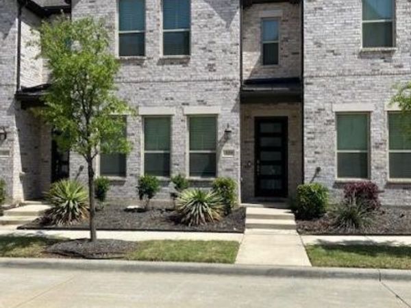 329 Colusa Drive, Lewisville, TX 75056