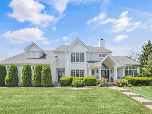 14850 Stonehaven Drive, Perrysburg, OH 43551