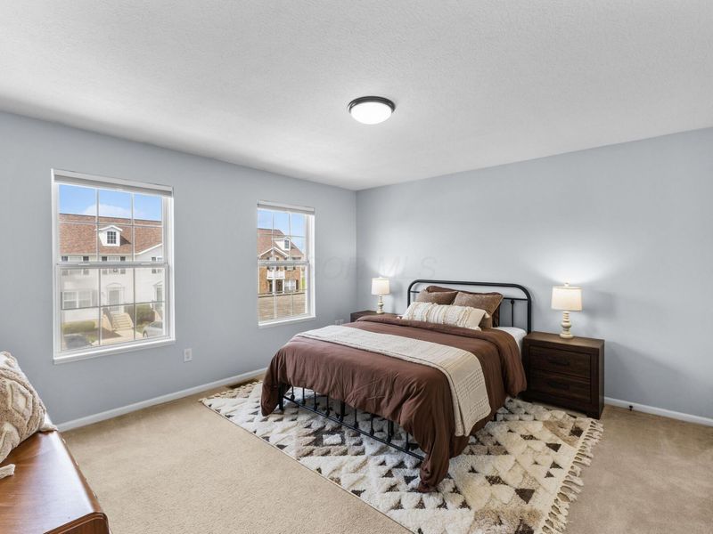 1146 Kinneton, Columbus, OH 43228 Photo 13