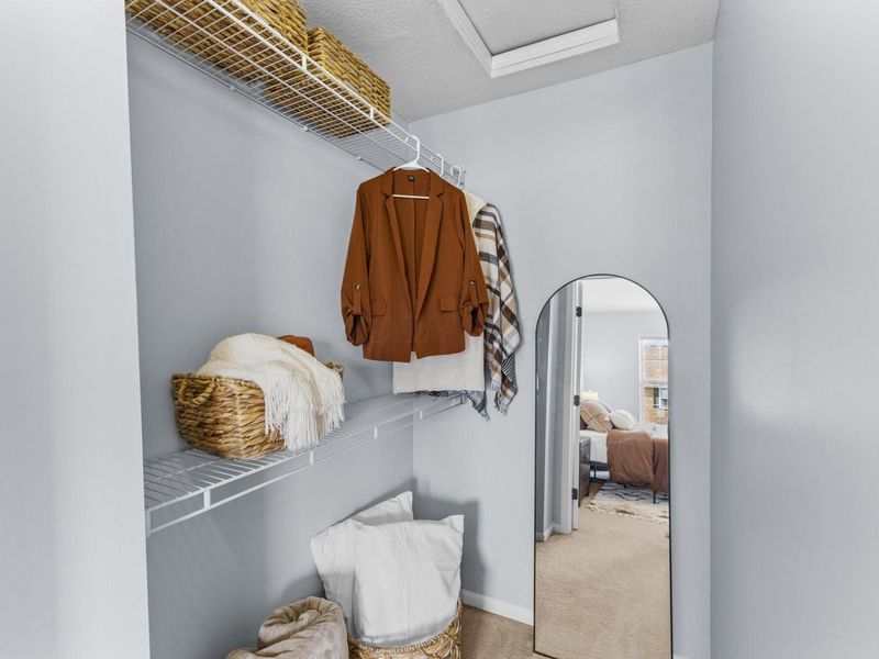 1146 Kinneton, Columbus, OH 43228 Photo 16