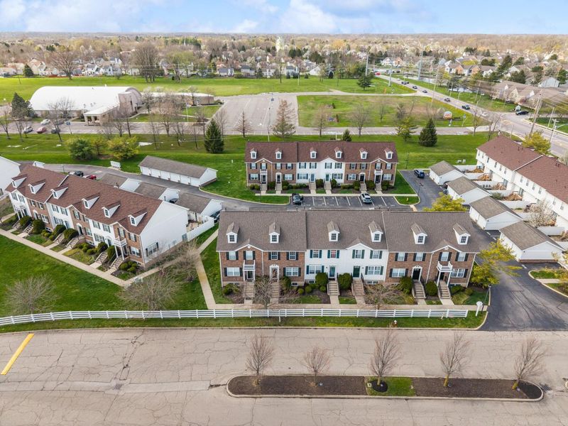 1146 Kinneton, Columbus, OH 43228 Photo 41