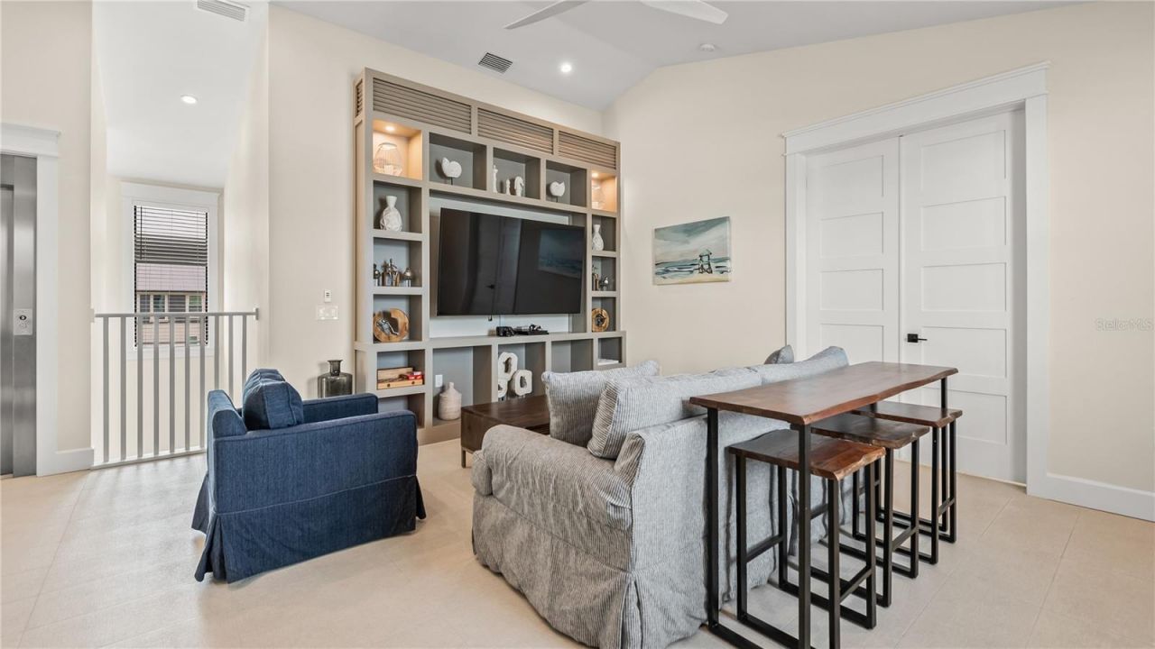 209 Garfield Drive , Sarasota, FL 34236 Photo