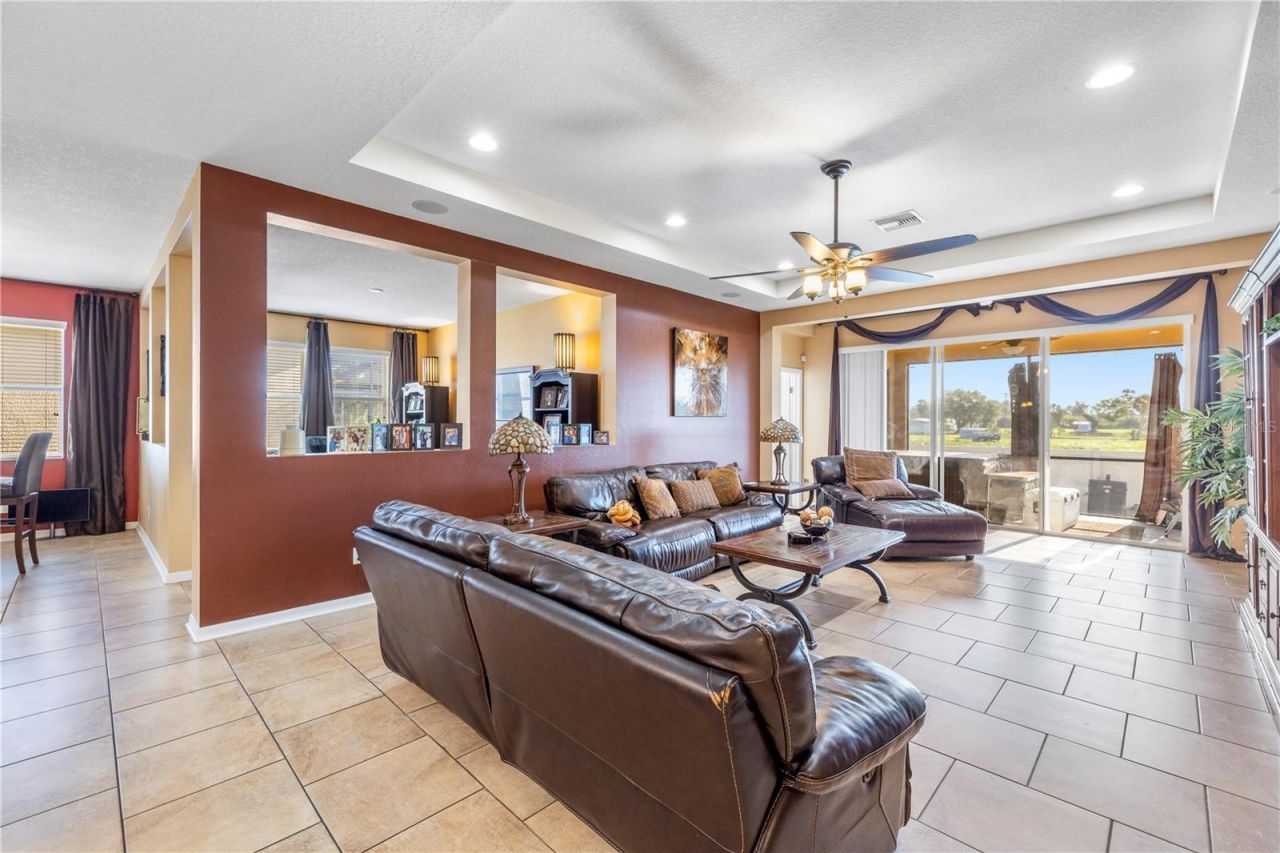 1309 Parker Den Drive, Ruskin, FL 33570 Photo
