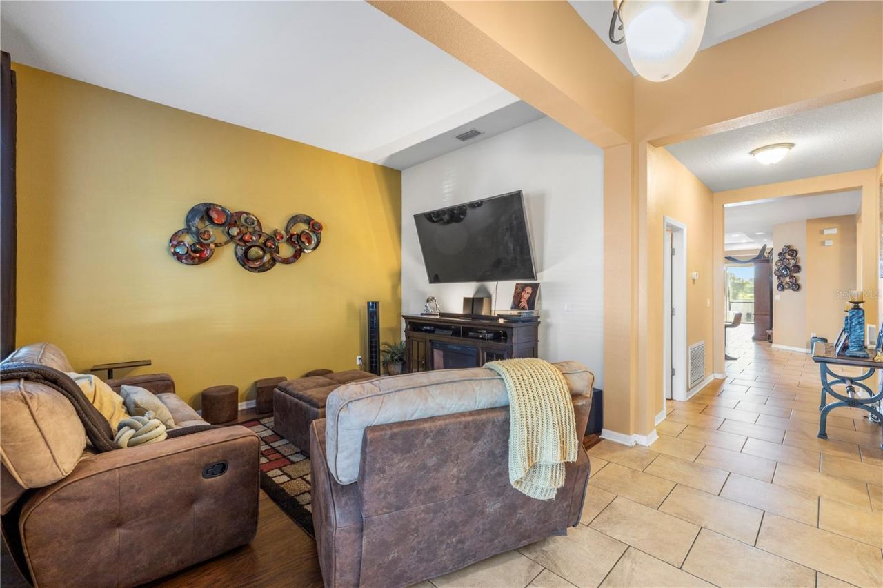 1309 Parker Den Drive, Ruskin, FL 33570 Photo