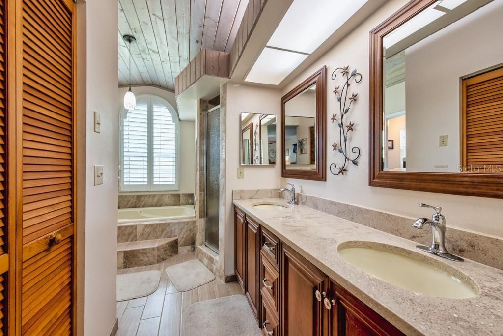 2911 Lahlor Lane, Palm Harbor, FL 34684 Photo
