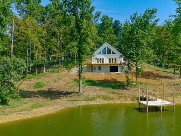 1318 Forest Grove Lane, North Vernon, IN 47265