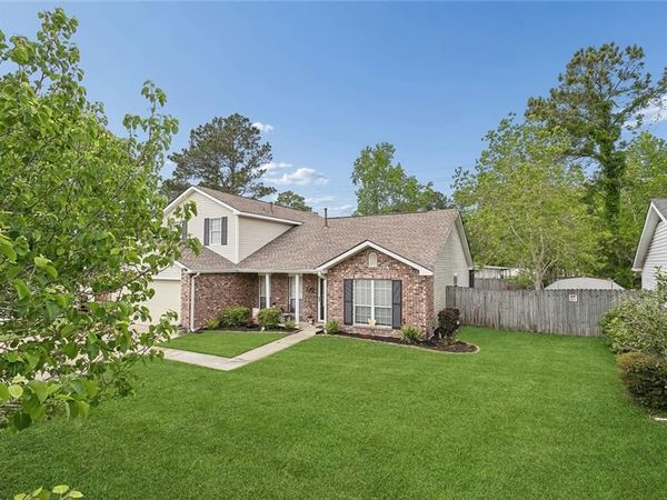 1104 CHARLIE Drive, Slidell, LA 70461