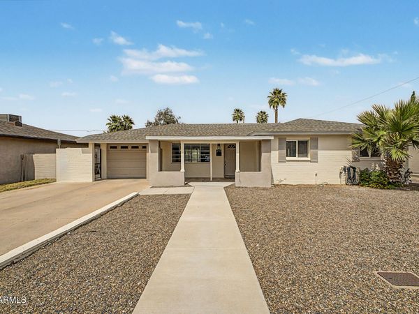 210 E EL CAMINO Drive, Phoenix, AZ 85020