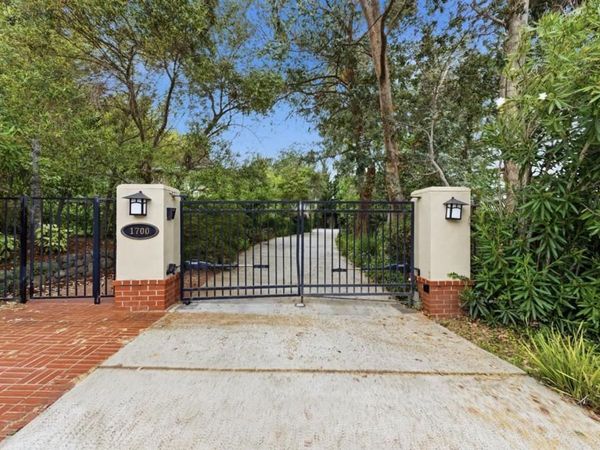 1700 Pine Knoll Drive, Belmont, CA 94002