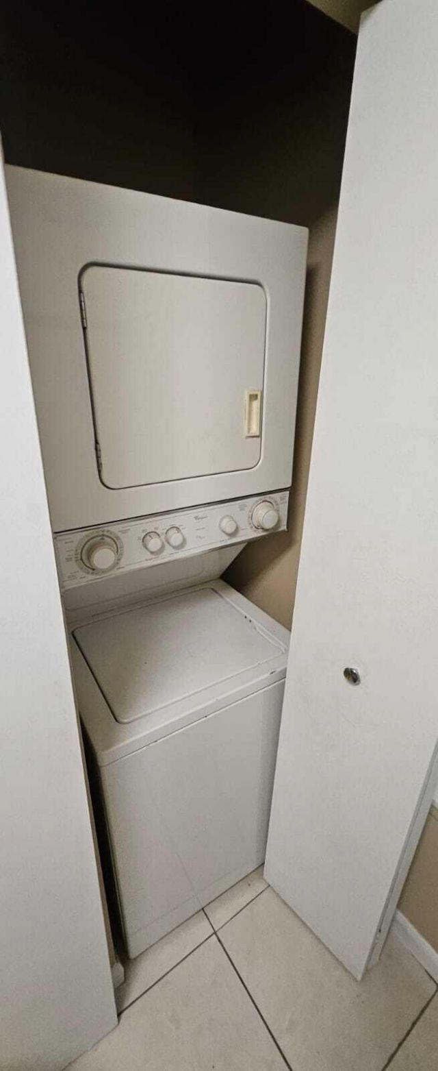 4767 Via Palm Lakes, Unit 201, West Palm Beach, FL 33417 Photo