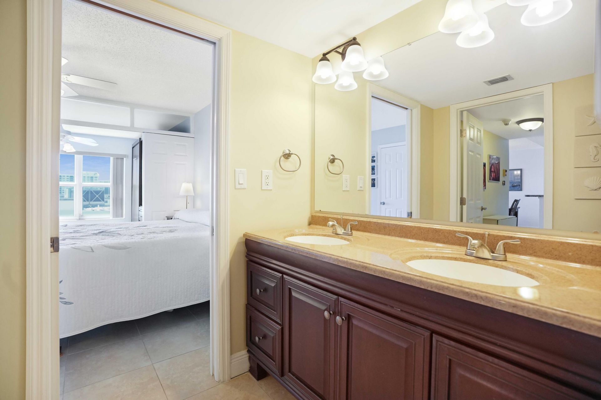 3900 Galt Ocean Drive, Unit 2204, Fort Lauderdale, FL 33308 Photo