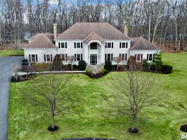 23 Aldo, Woodbridge, CT 06525