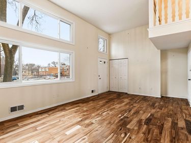 7447 W Franklin Avenue, Saint Louis Park, MN 55426