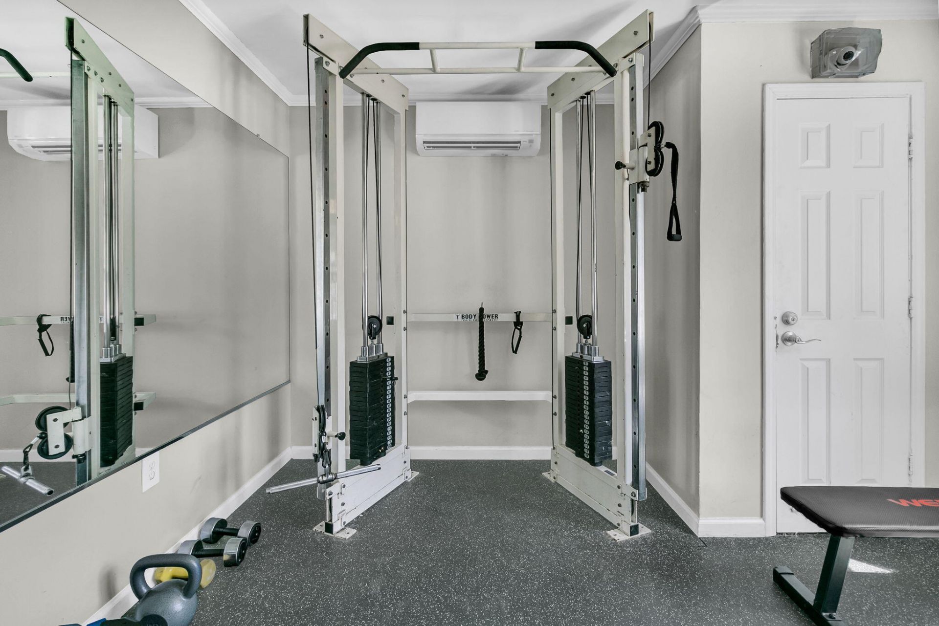 1402 Camp Road Photo 17