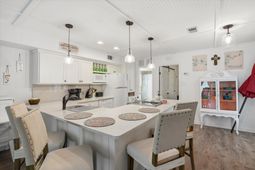 260 Driftwood Lane photo 4