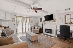 260 Driftwood Lane photo 4