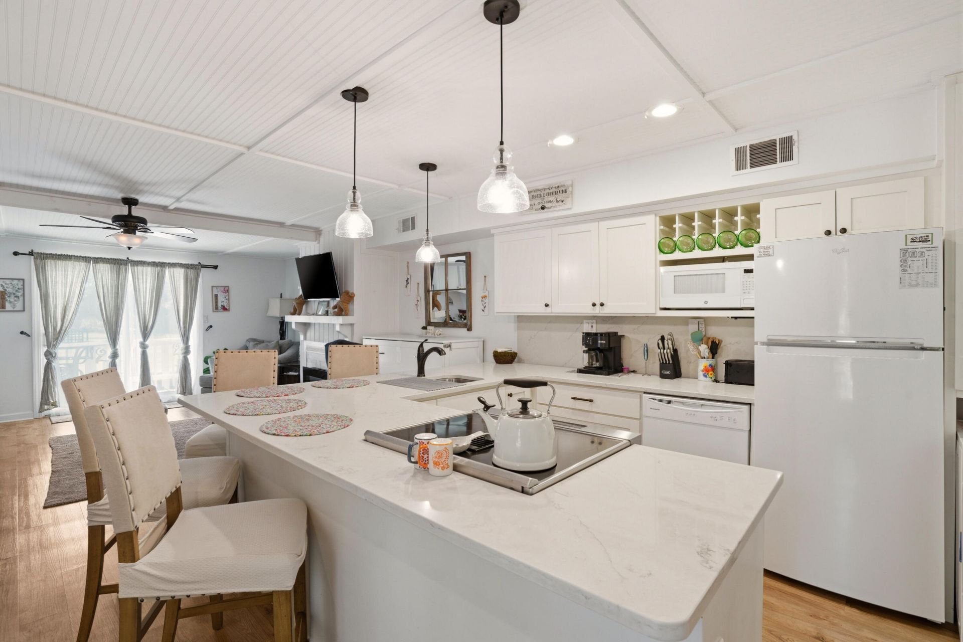 260 Driftwood Lane Photo 7