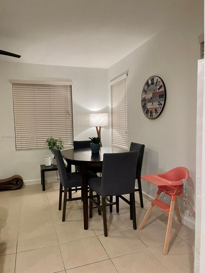 8952 W 35th Ln , Hialeah, FL 33018 Photo