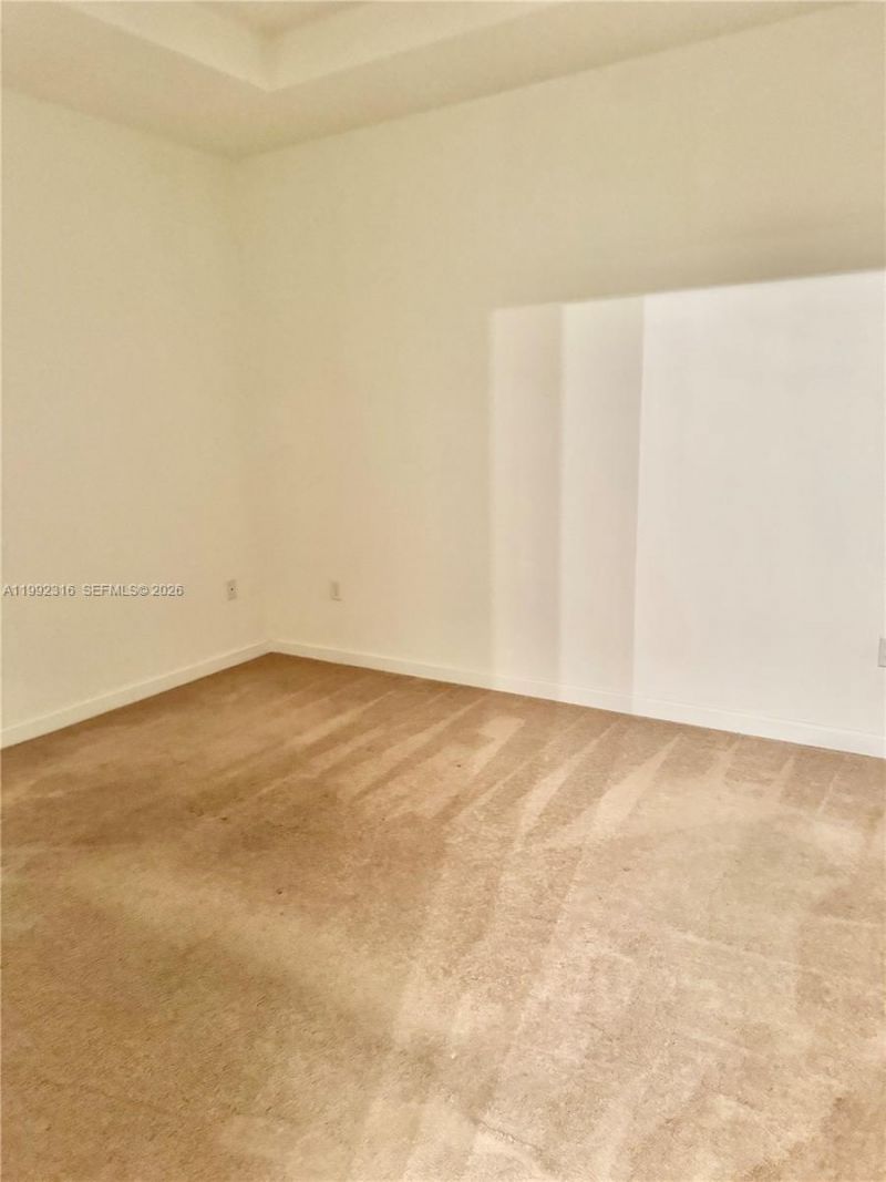 8952 W 35th Ln , Hialeah, FL 33018 Photo