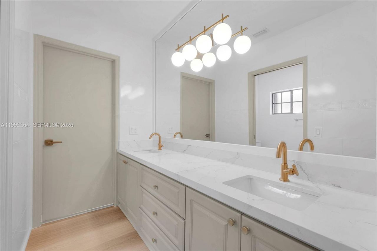 456 SW 20th Rd, Unit 458, Miami, FL 33129 Photo