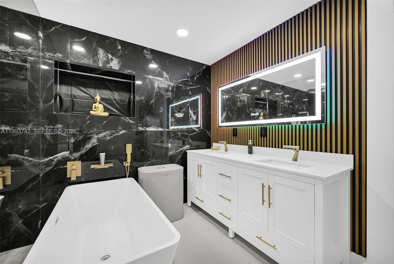 6190 W 14th Ave , Hialeah, FL 33012 Photo