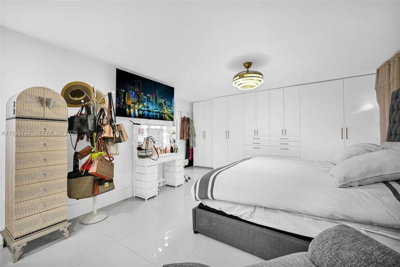 6190 W 14th Ave , Hialeah, FL 33012 Photo