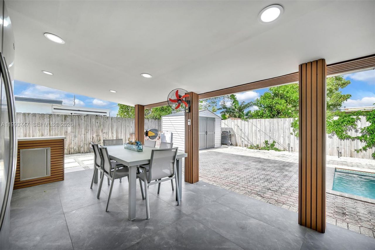 6190 W 14th Ave , Hialeah, FL 33012 Photo