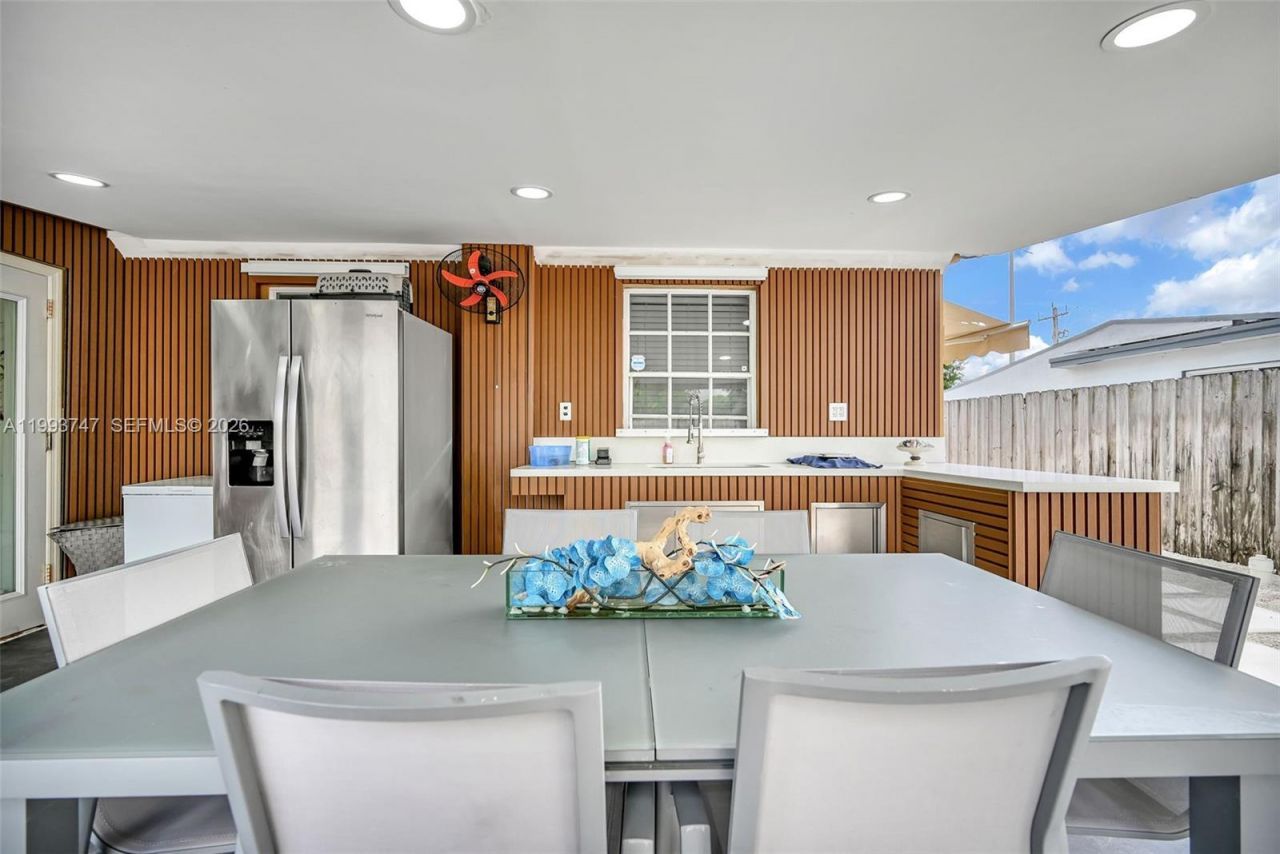 6190 W 14th Ave , Hialeah, FL 33012 Photo