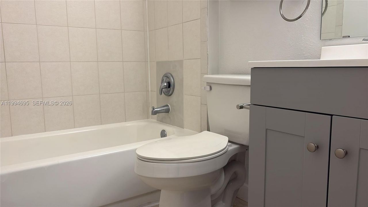 1761 96th Te, Unit 3O, Pembroke Pines, FL 33024 Photo