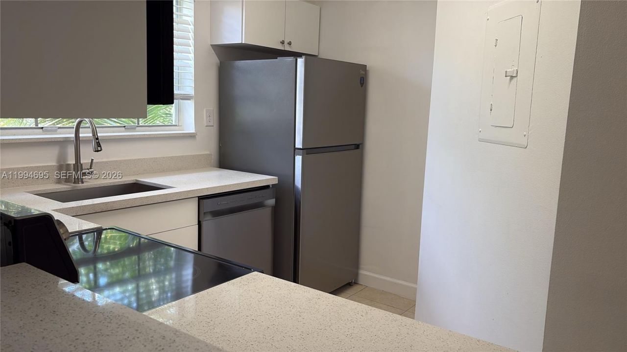 1761 96th Te, Unit 3O, Pembroke Pines, FL 33024 Photo