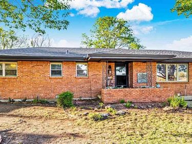 3301 NW Baltimore Ave, Lawton, OK 73505