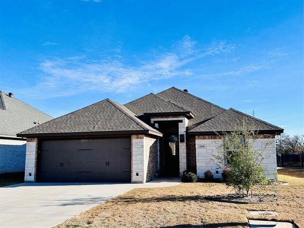 3339 White Horse Drive , Granbury, TX 76049
