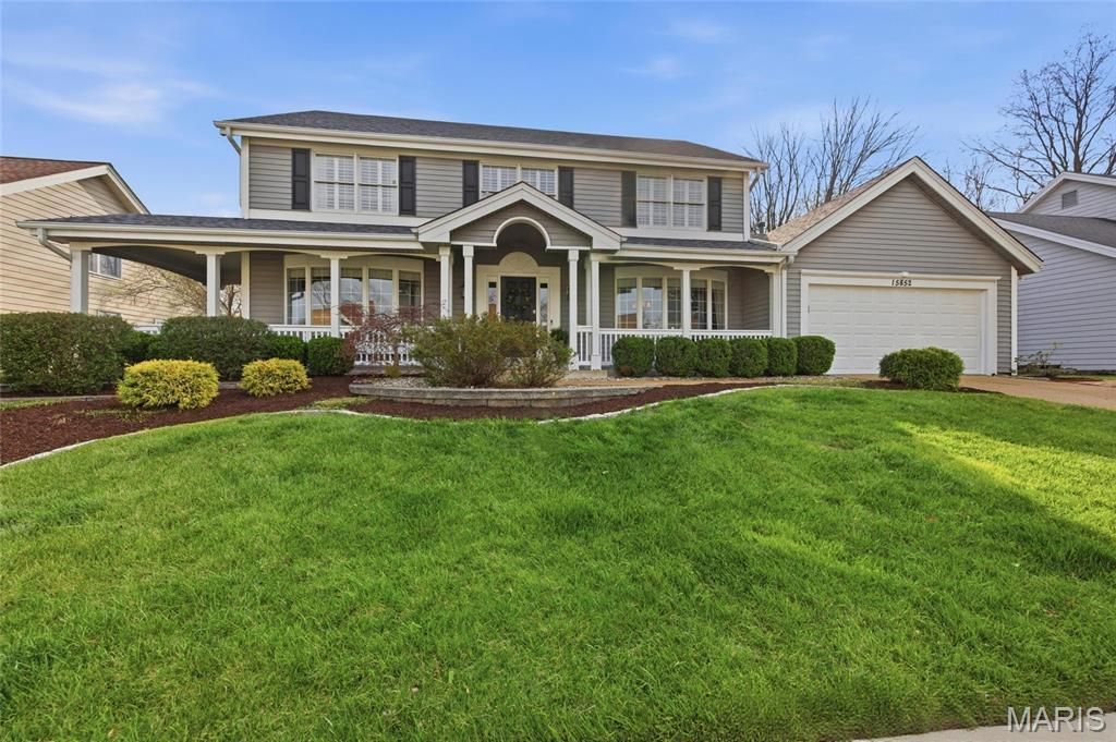 15852 Cedarmill Drive, Chesterfield, MO 63017 Main Photo