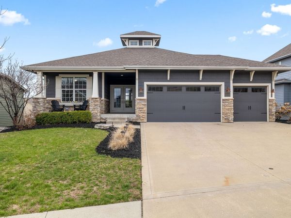 16837 Prairie Drive , Clive, IA 50325