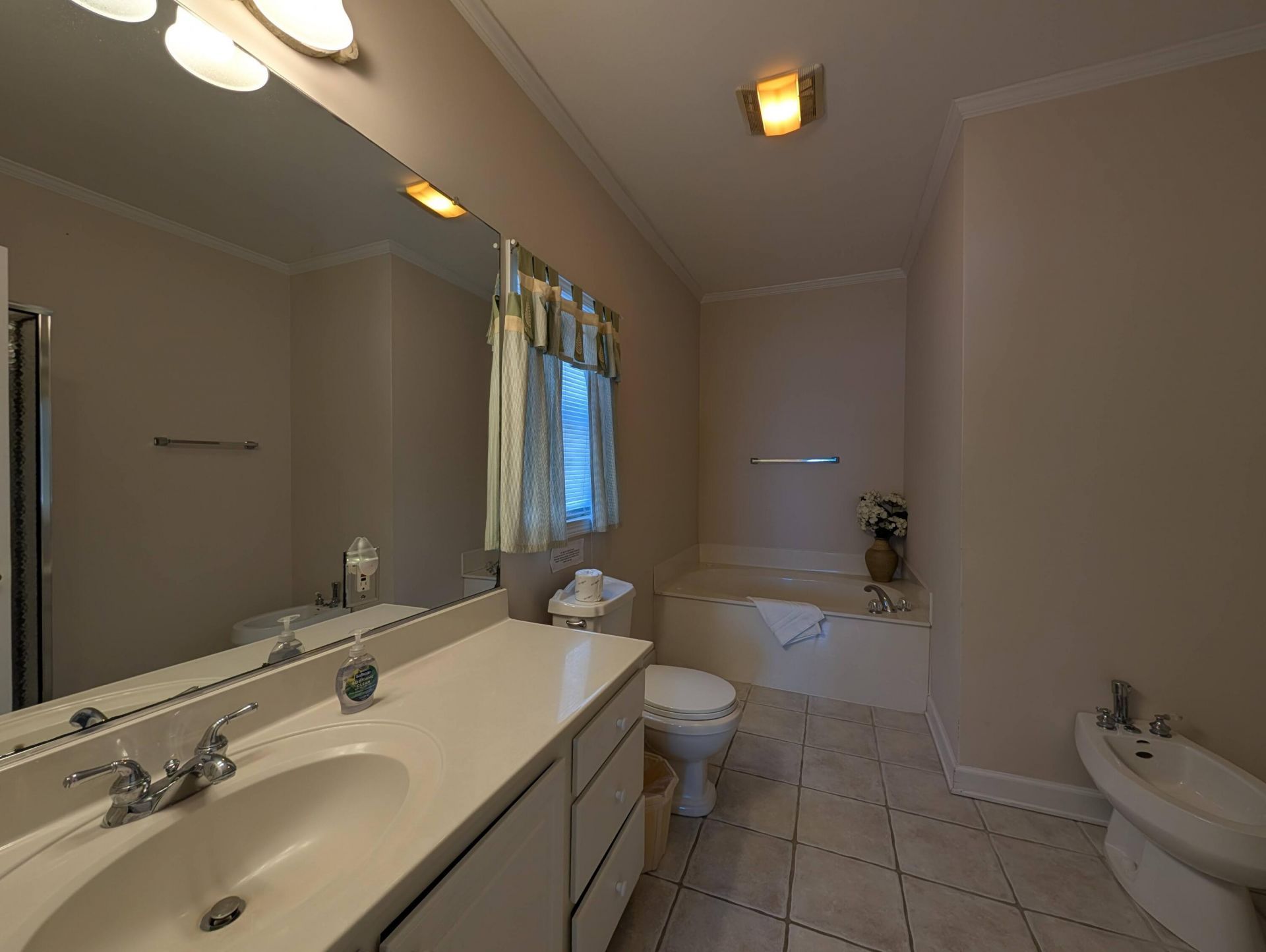 621 E Arctic Avenue Photo 33