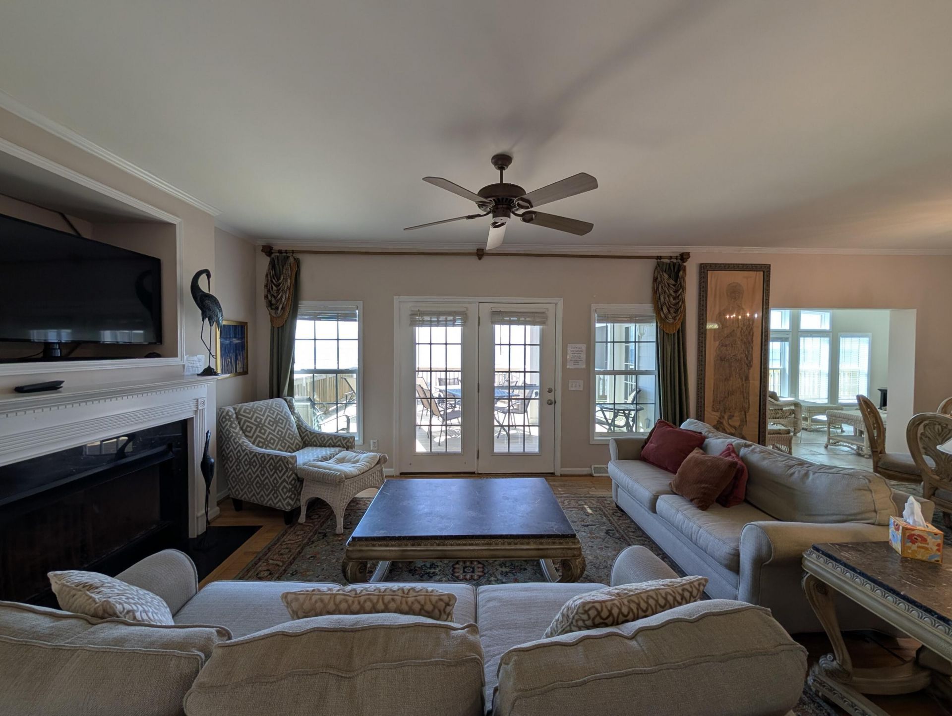 621 E Arctic Avenue Photo 8