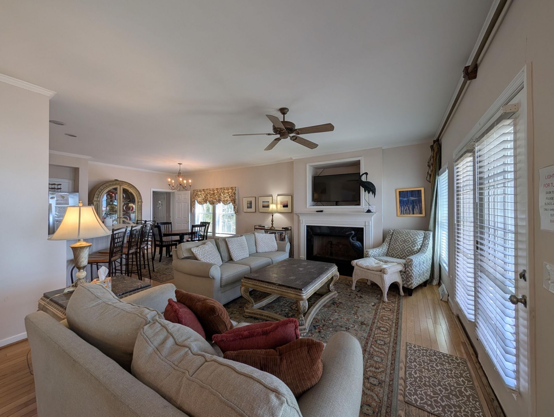 621 E Arctic Avenue Photo 9