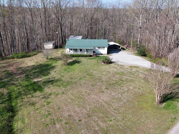 214 Don't Care Lane, Celina, TN 38551