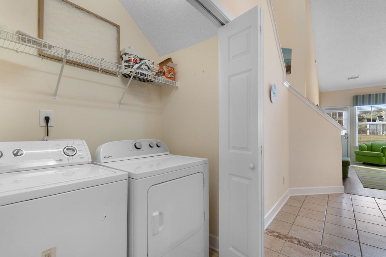 6172 Catalina Dr. Photo 24