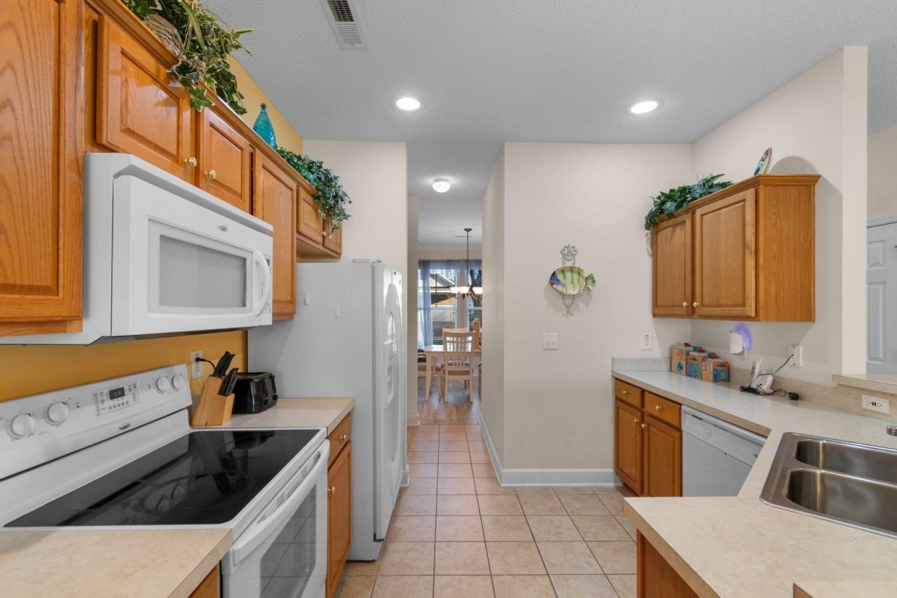 6172 Catalina Dr. Photo 6