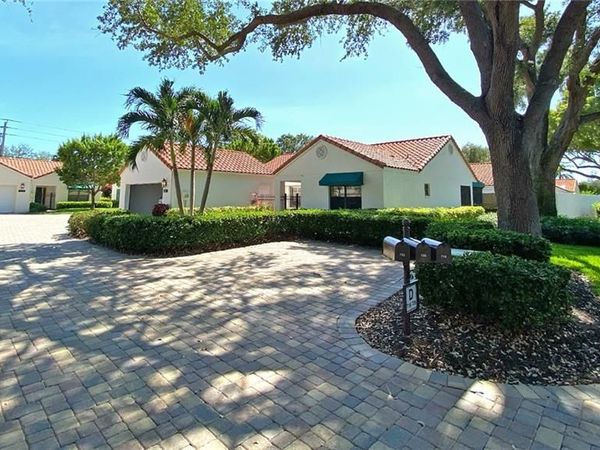718 Reef Point CIR , NAPLES, FL 34108
